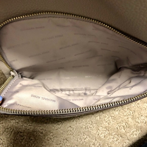 Michael Kors Pearl Grey Leather Backpack - Picture 5 of 7